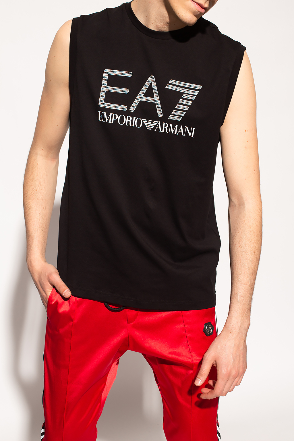 Black Sleeveless T IetpShops Qatar emporio armani low top